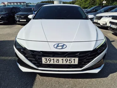 Hyundai Avante · 2023 год