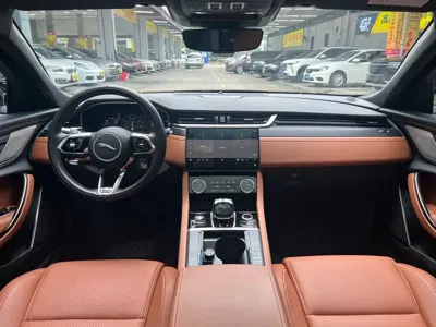Jaguar XFL 2022, 59000 км, за 163000 CNY - фото 11