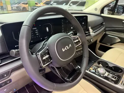 Kia Canival 2025, 25256 км, за 63600000 KRW - фото 9