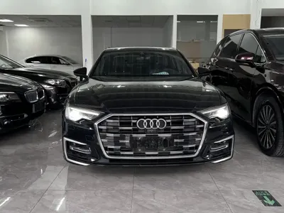 Audi A6L 2024, 27000 км, за 238000 CNY