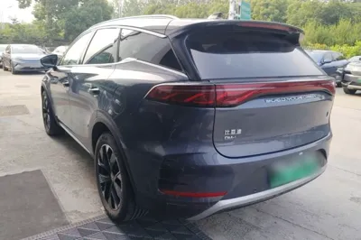 BYD Tang New Energy 2024, 31700 км, за 143753.55 CNY