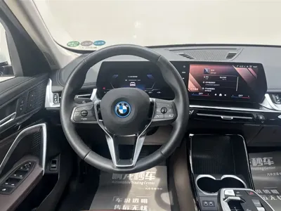 BMW iX1 2025, 3900 км, за 138800 CNY - фото 8