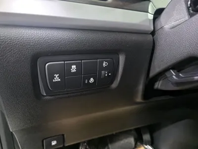 KG_Mobility_Ssangyong KORANDO 2016, 130860 км, за 6000000 KRW - фото 12