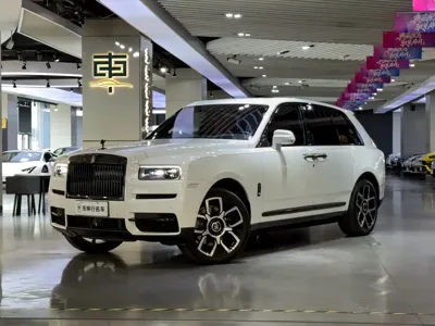 Rolls-Royce Cullinan · 2022 год