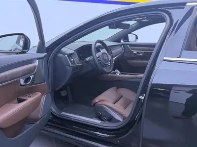 Volvo S90 2024, 8600 км, за 228800 CNY - фото 9