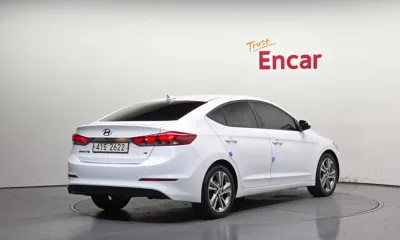 Hyundai Avante 2018, 126182 км, за 9000000 KRW - фото 2