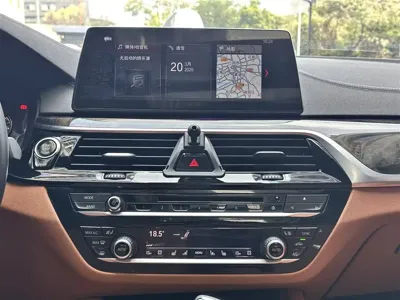 BMW 5 Series 2018, 73000 км, за 153800 CNY - фото 16