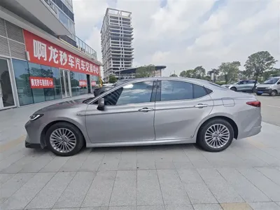 Toyota Camry 2024, 20400 км, за 126800 CNY - фото 3
