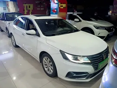 Roewe i6 New Energy 2019, 65199 км, за 32000 CNY