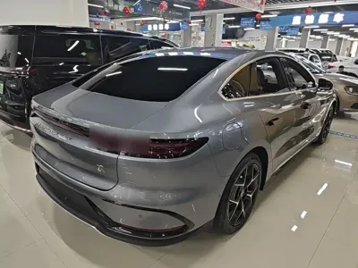 BYD Han 2022, 60700 км, за 120500 CNY - фото 7