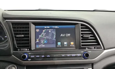 Hyundai Avante 2018, 83635 км, за 9900000 KRW - фото 12