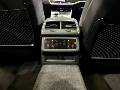 Audi A6L 2022, 26000 км, за 239800 CNY - фото 22