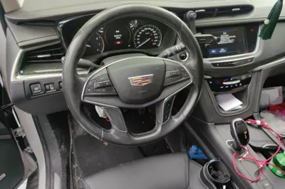 Cadillac XT5 2018, 118000 км, за 77541.44 CNY - фото 10