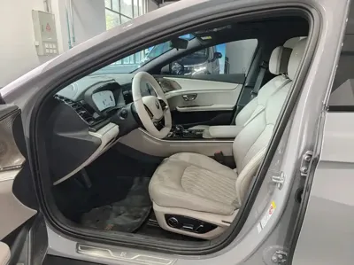 BYD Han 2025, 14900 км, за 118000 CNY - фото 4