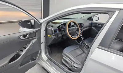 Hyundai Ioniq 2016, 163737 км, за 7690000 KRW - фото 10