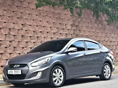 Hyundai Accent · 2012 год