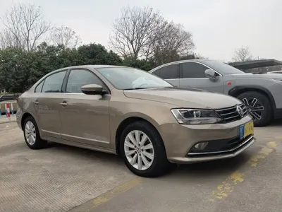 Volkswagen Sagitar 2016, 56000 км, за 38000 CNY