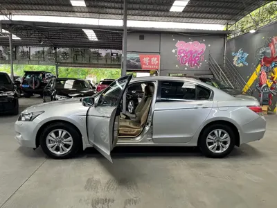 Honda Accord 2008, 120000 км, за 26800 CNY - фото 3