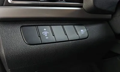 Hyundai Avante 2018, 62861 км, за 8490000 KRW - фото 19