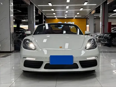Porsche 718 2023, 15000 км, за 438000 CNY