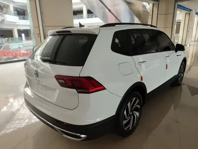 Volkswagen Tiguan L 2022, 81500 км, за 89900 CNY - фото 23