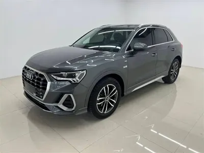 Audi Q3 · 2022 год