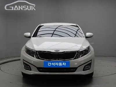 Kia K5 · 2015 год