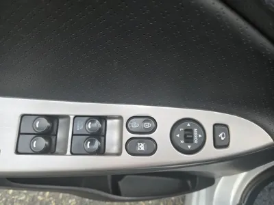 Hyundai Accent 2016, 144000 км, за 4990000 KRW - фото 11