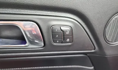Ford Mustang 2018, 90340 км, за 21025.06 USD - фото 32
