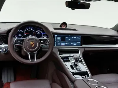 Porsche Panamera 2019, 76000 км, за 445000 CNY - фото 15