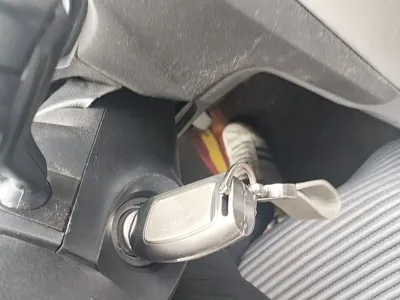 Ford Focus 2014, 124800 км, за 9300 CNY - фото 9
