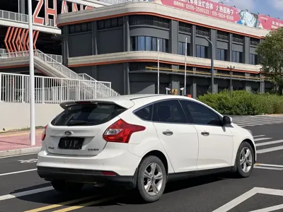 Ford Focus 2014, 100000 км, за 14800 CNY - фото 9