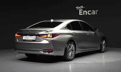 Lexus ES 2026, 3584 км, за 61000000 KRW - фото 2
