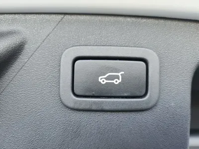 Land Rover Discovery Sport 2019, 130000 км, за 11500000 KRW - фото 19