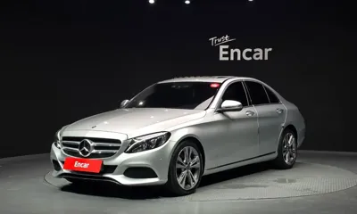 Mercedes-Benz C-Class · 2018 год