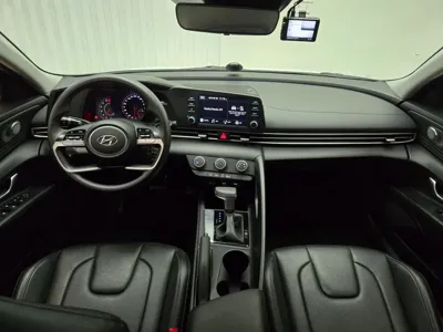 Hyundai Avante 2023, 67760 км, за 6976 USD - фото 15