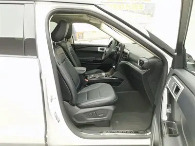 Ford Explorer 2021, 77900 км, за 131800 CNY - фото 23