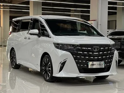 Toyota Alphard 2024, 39000 км, за 858000 CNY
