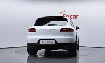 Porsche Macan 2016, 110061 км, за 38990000 KRW