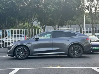 智界 Zhijie R7 2024, 13000 км, за 209000 CNY