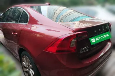 Volvo S60 2016, 97700 км, за 41555.99 CNY - фото 4