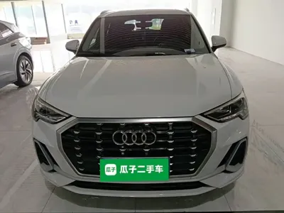 Audi Q3 2020, 81700 км, за 93100 CNY
