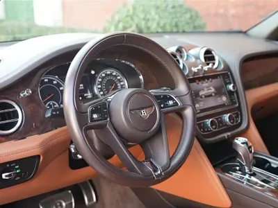 Bentley Bentayga 2019, 180000 км, за 828000 CNY - фото 16