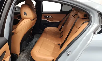 BMW 3-Series 2023, 43953 км, за 42500000 KRW - фото 32
