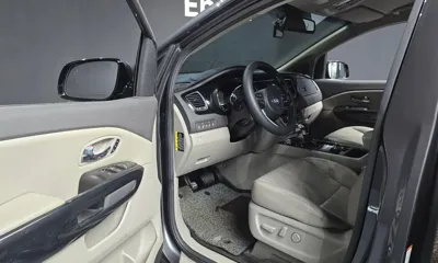 Kia Canival 2018, 145433 км, за 10800000 KRW - фото 10