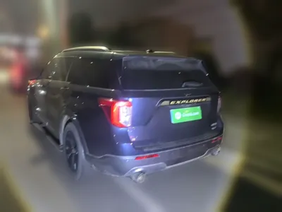 Ford Explorer 2020, 65700 км, за 157264.22 CNY