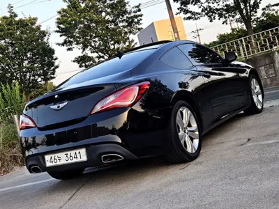 Hyundai Genesis 2010, 191504 км, за 3950000 KRW