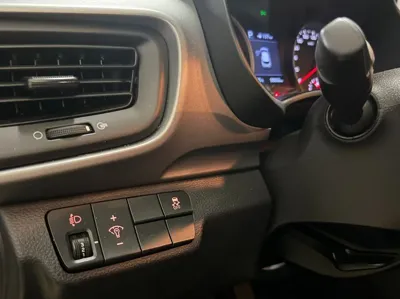 Kia Stonic 2018, 99002 км, за 10200000 KRW - фото 13