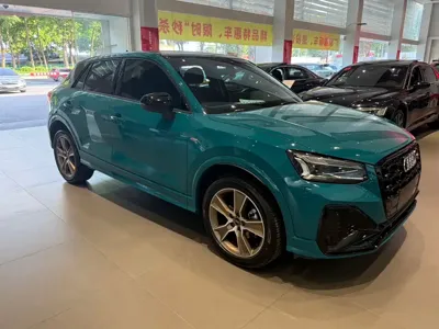 Audi Q2L 2022, 31000 км, за 133800 CNY