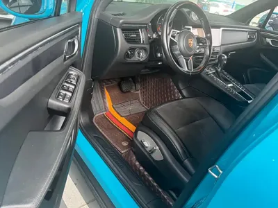 Porsche Macan 2020, 63000 км, за 156800 CNY